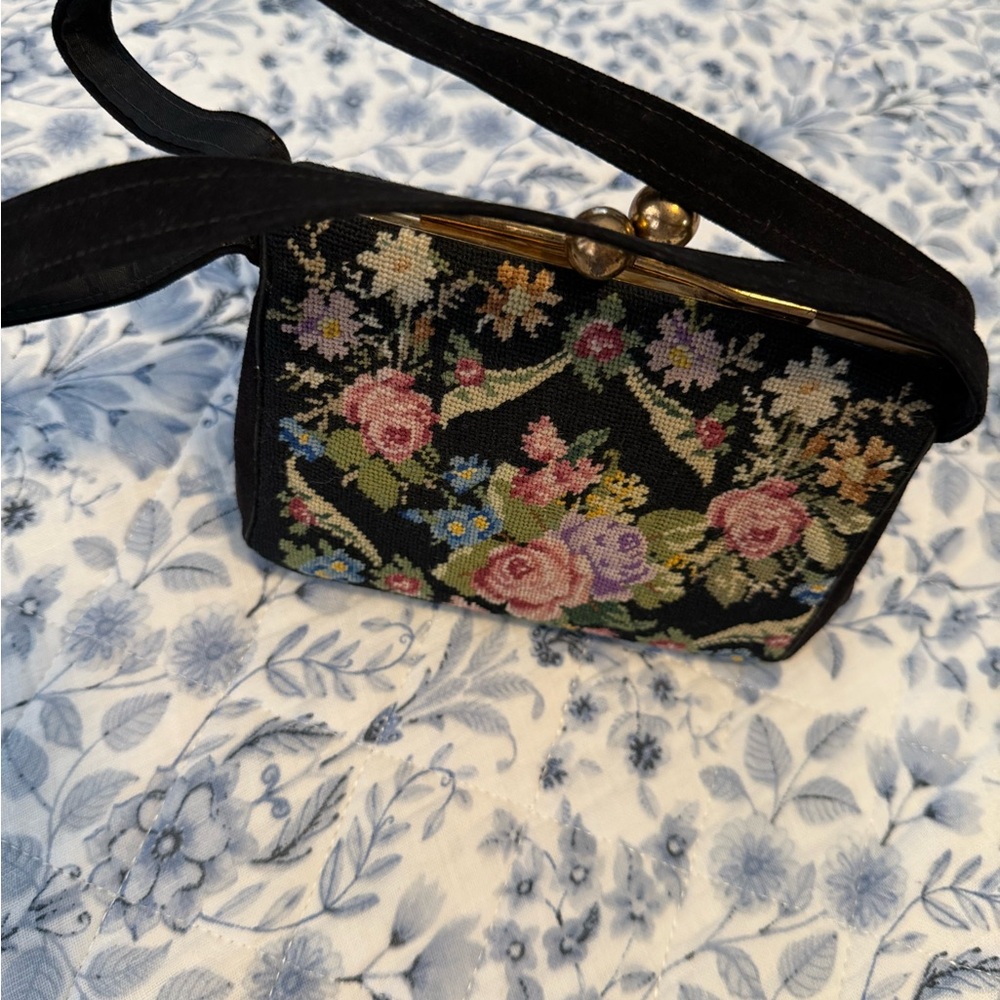 Vintage Floral Tapestry Mini Bag with Multicolor Embroidery - Picture 3 of 9